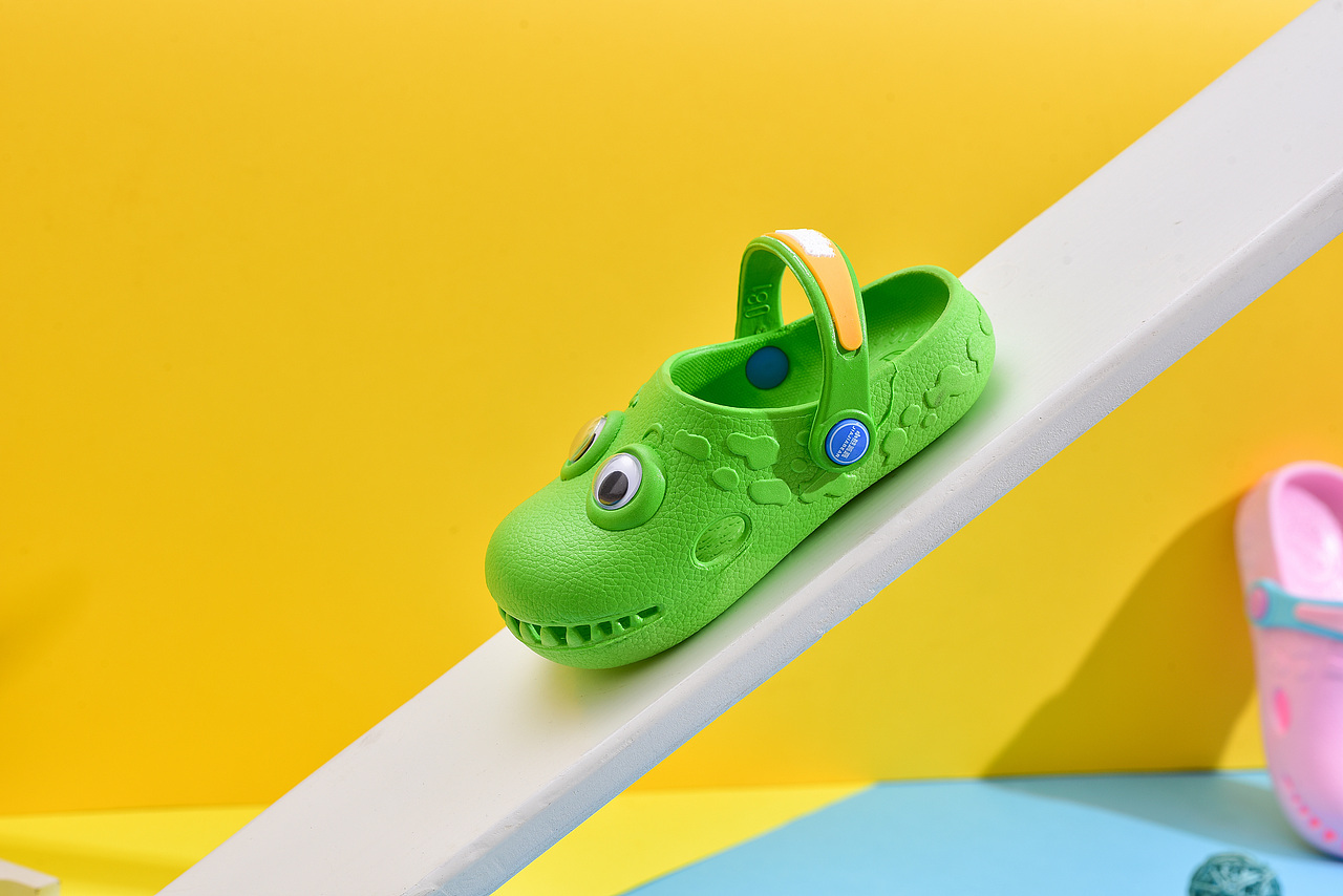 鞋子（图ZMjAwODA1OTAw） - 产品摄影 - 站酷设计师潮阳摄影原创素材 - 站酷ZCOOL