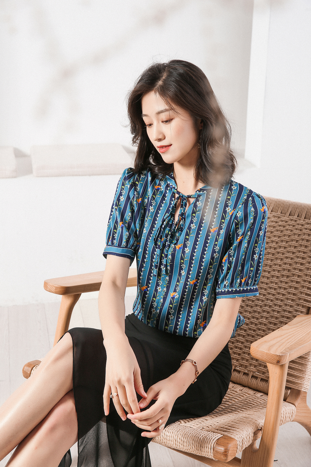 和蔼可亲的模特儿（图ZMzA4MTM4OTI0） - 人像摄影 - 站酷设计师别花里胡哨原创素材 - 站酷ZCOOL