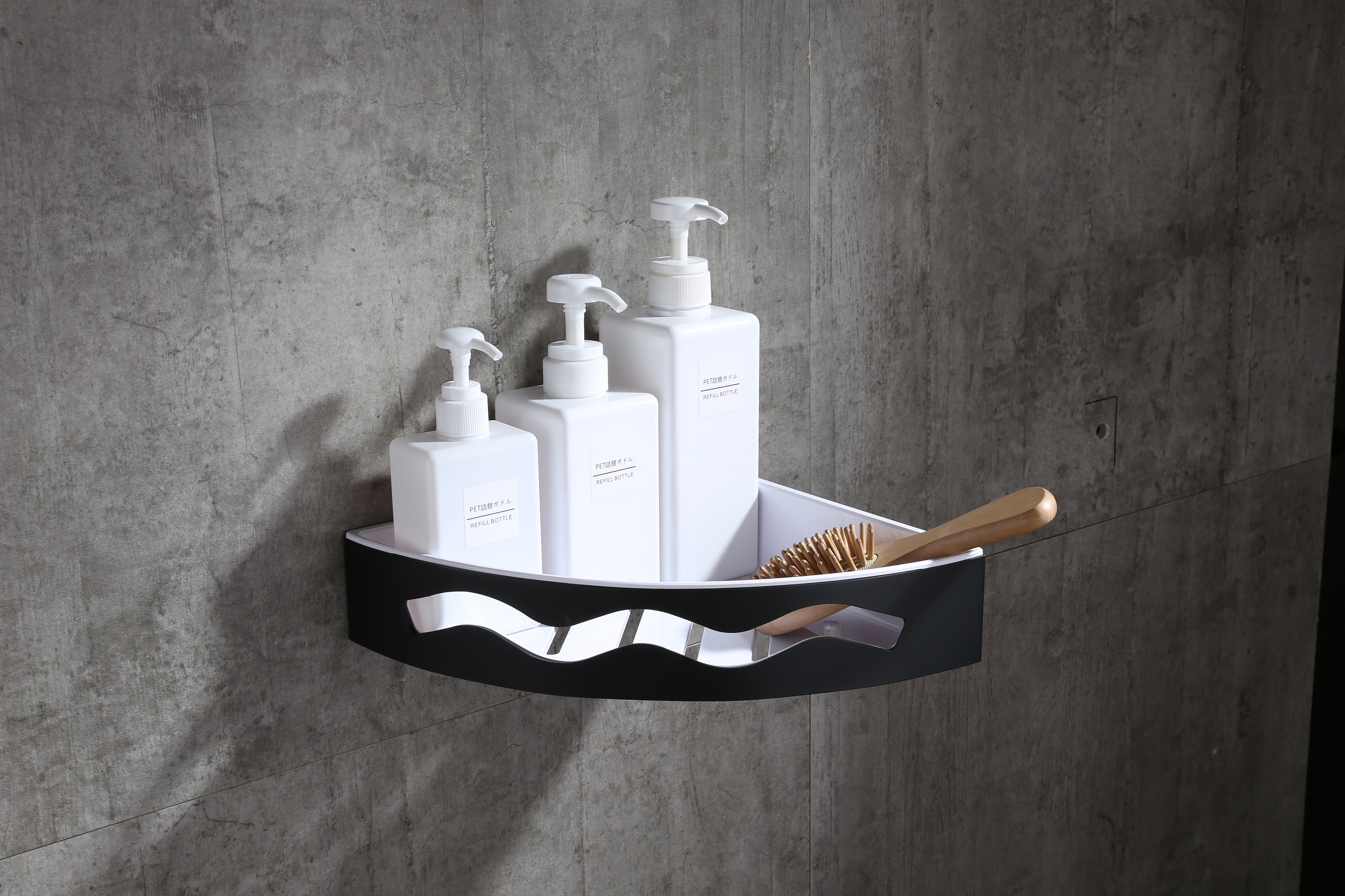 比较喜欢的浴室置物架套图