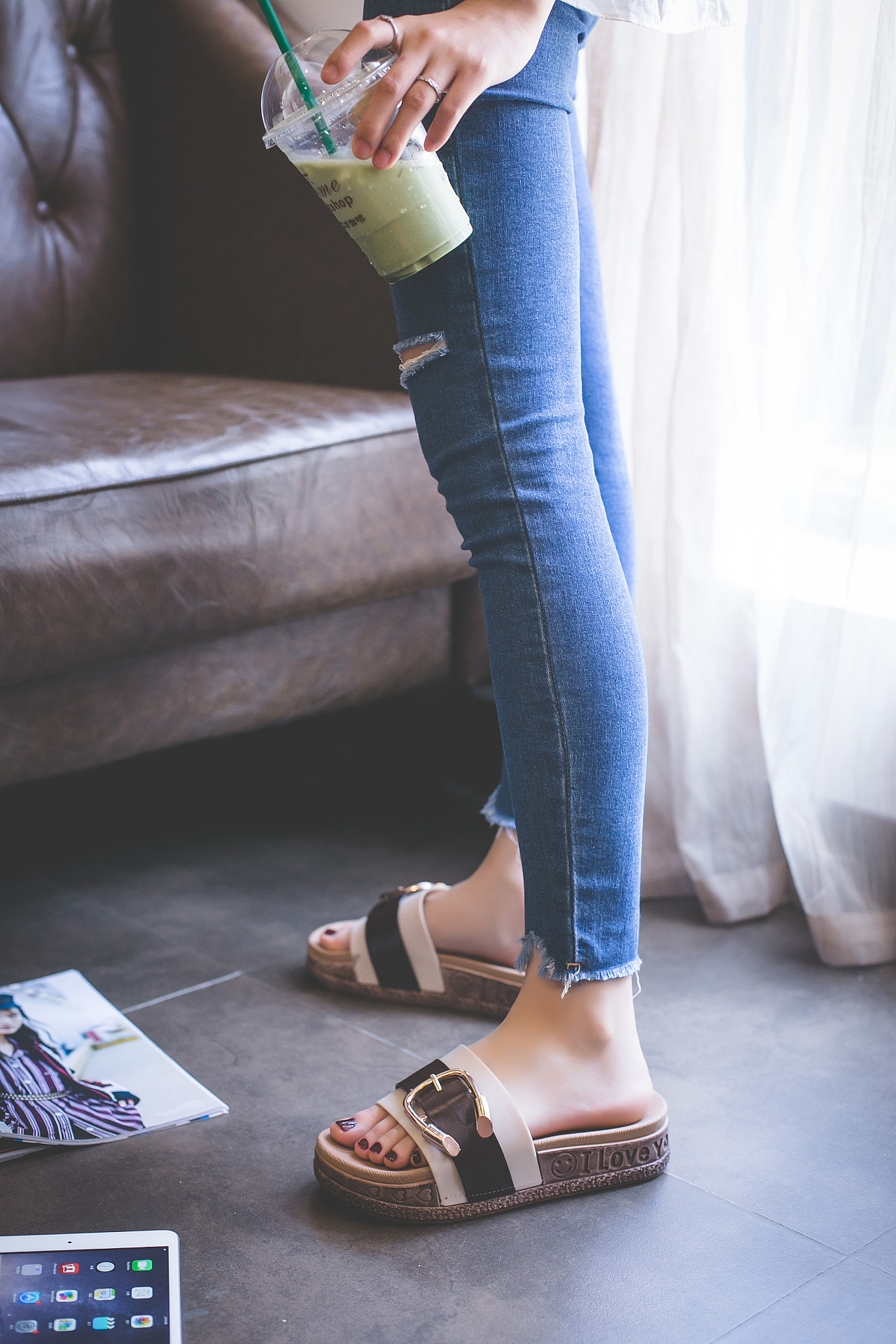 项链,拖鞋模特摄影