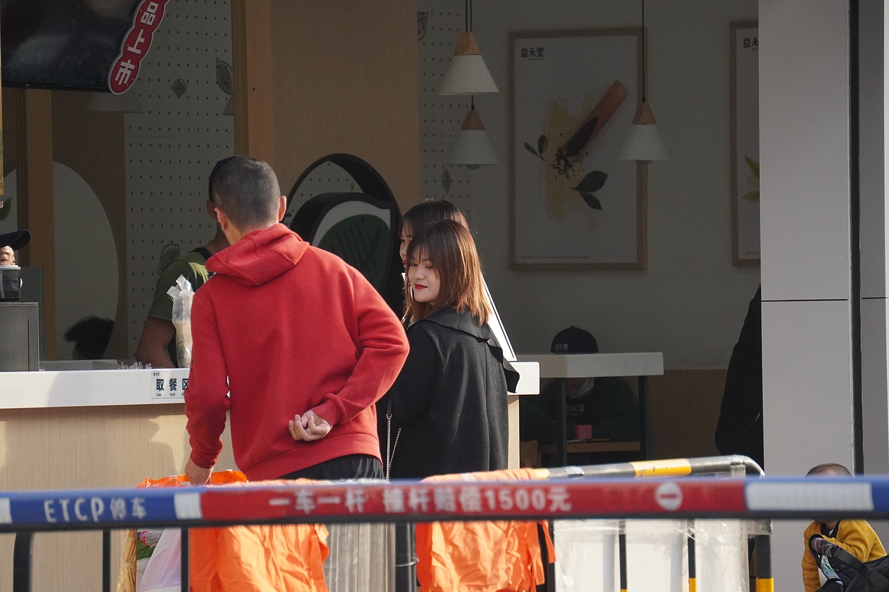 广州街头,平凡人