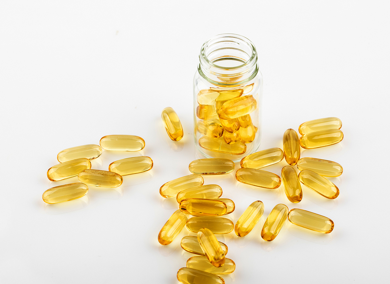 凝胶糖果鱼肝油【颜白悦】产品内包装升级设计方案之一