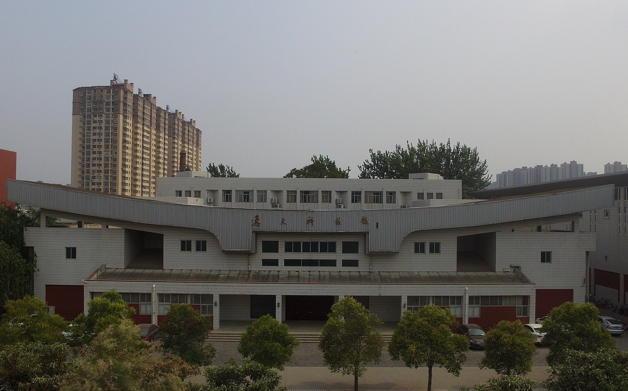 河师大附中逸夫科技馆