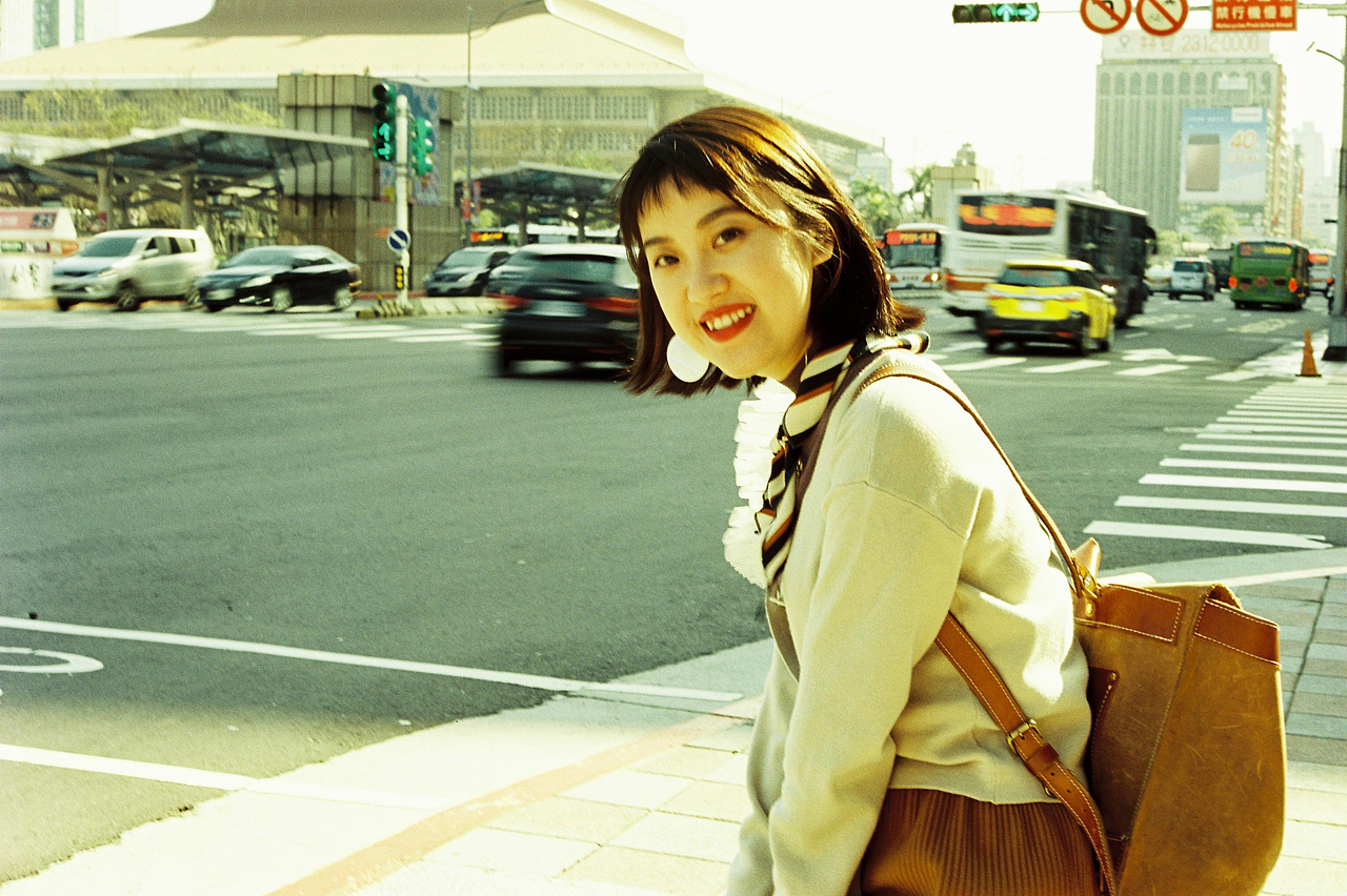 刚好我也在这里---台湾（图ZMTA3OTY3NzMy） - 人像摄影 - 站酷设计师咩五岁原创素材 - 站酷ZCOOL