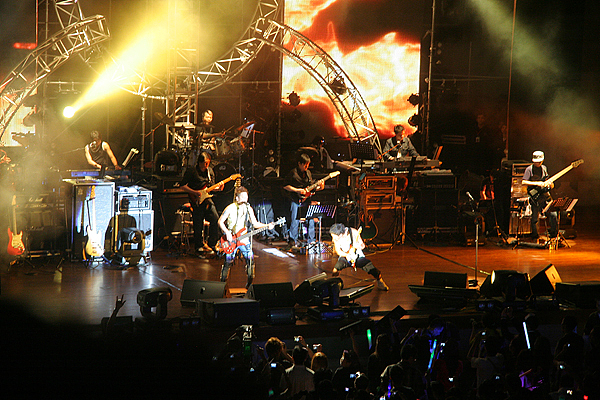 BEYOND 2010.3.20广州演唱会 