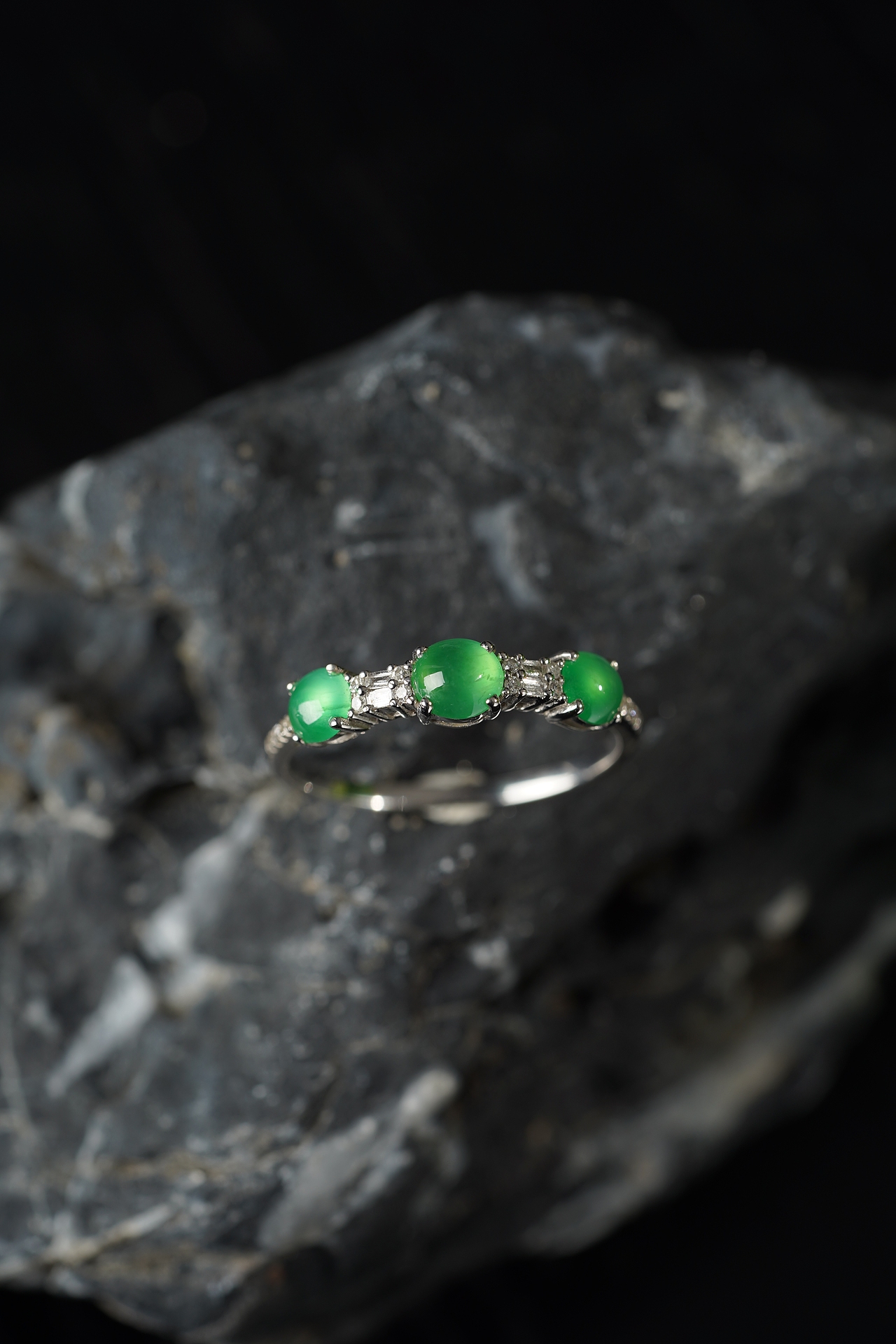 翡翠产品拍摄直出（图ZMjYyMzg1NzMy） - 产品摄影 - 站酷设计师Vinsen林原创素材 - 站酷ZCOOL