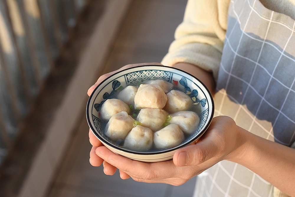 人像 摄影 鱼丸奶奶（图ZMTE3NDA0MTcy） - 人像摄影 - 站酷设计师番薯粉Ruth原创素材 - 站酷ZCOOL