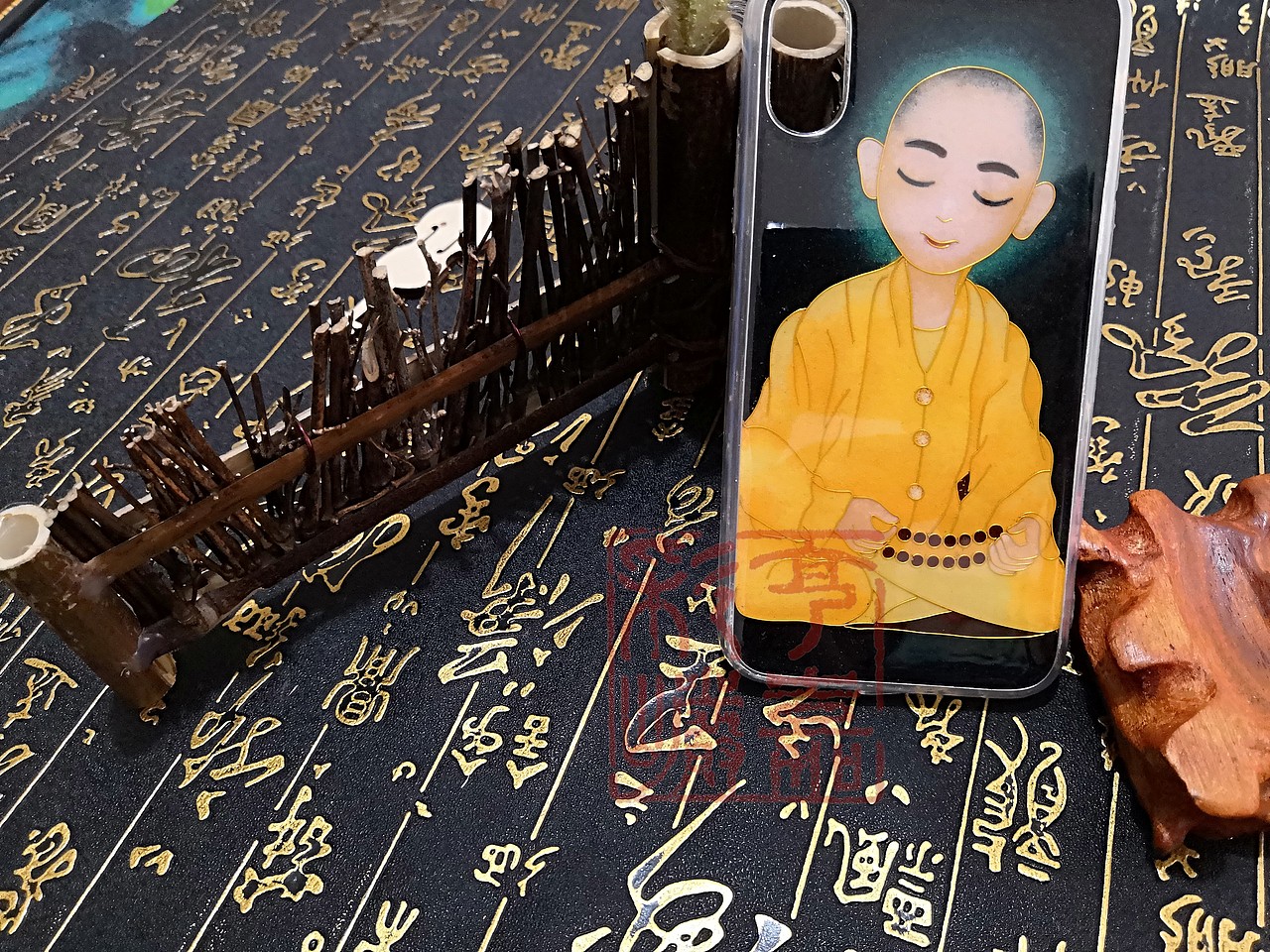 景泰蓝金丝沙画画手机壳,把艺术随时携带