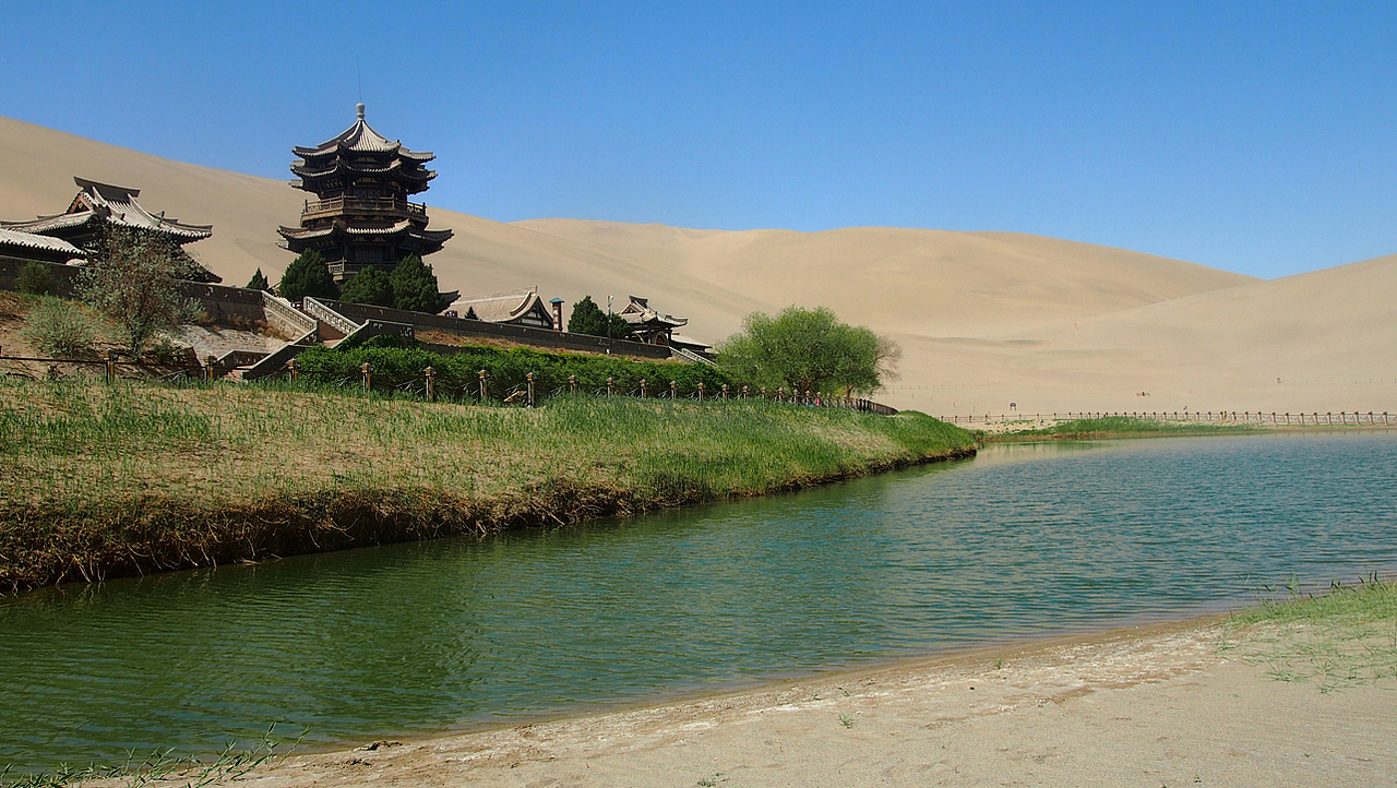 梦回·月牙泉（图ZMzk5NDkwMDQ=） - 风光摄影 - 站酷设计师马强原创素材 - 站酷ZCOOL