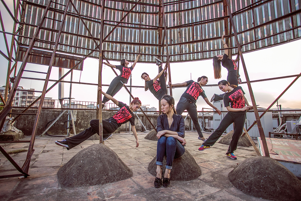 {李拓石}星海-南狮梦团队（图ZMjYzNTM4NDQ=） - 人像摄影 - 站酷设计师摄影师Barry原创素材 - 站酷ZCOOL