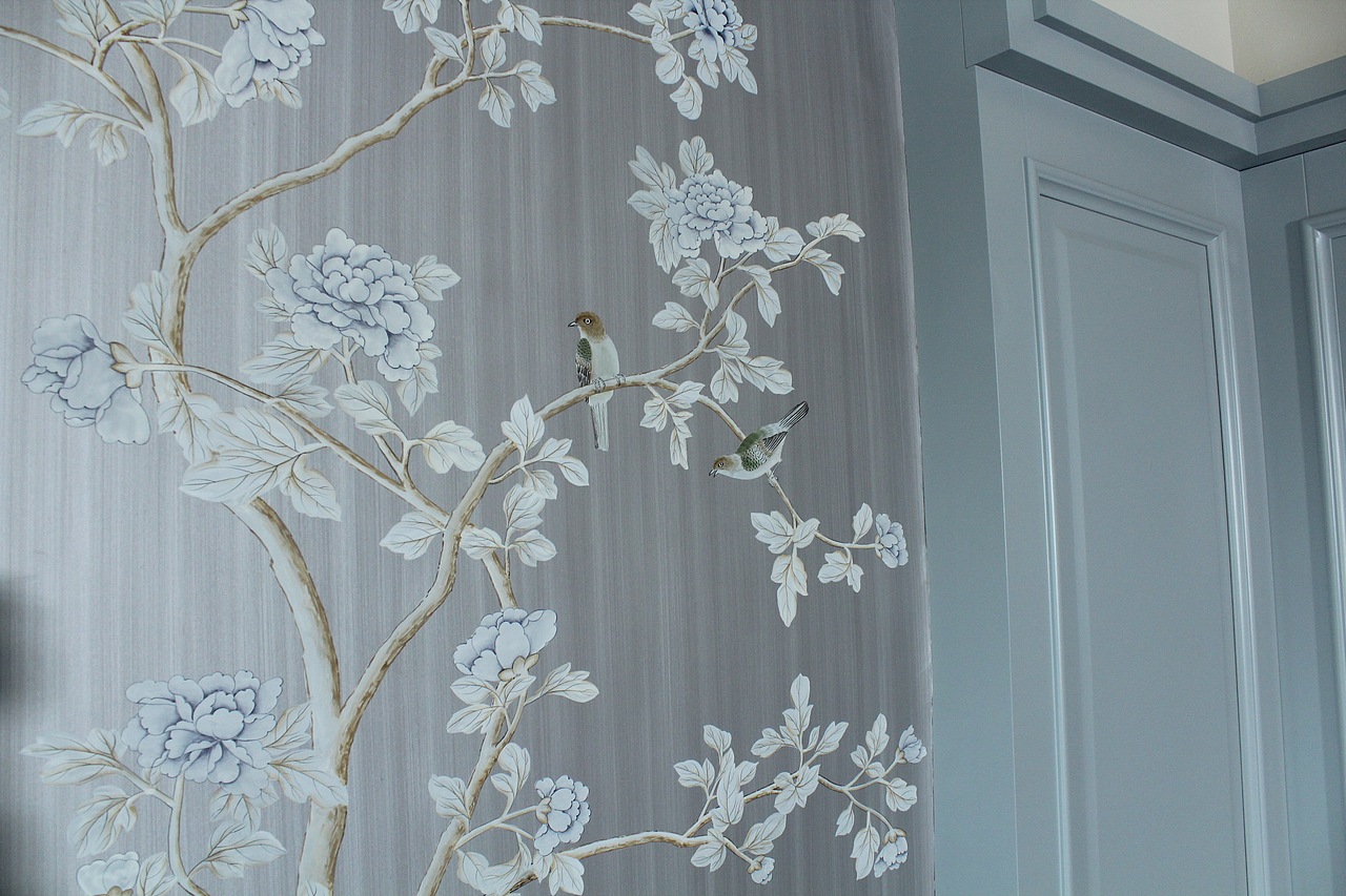 纯手工绘制的大型背景墙壁画王室真丝手绘墙纸图片