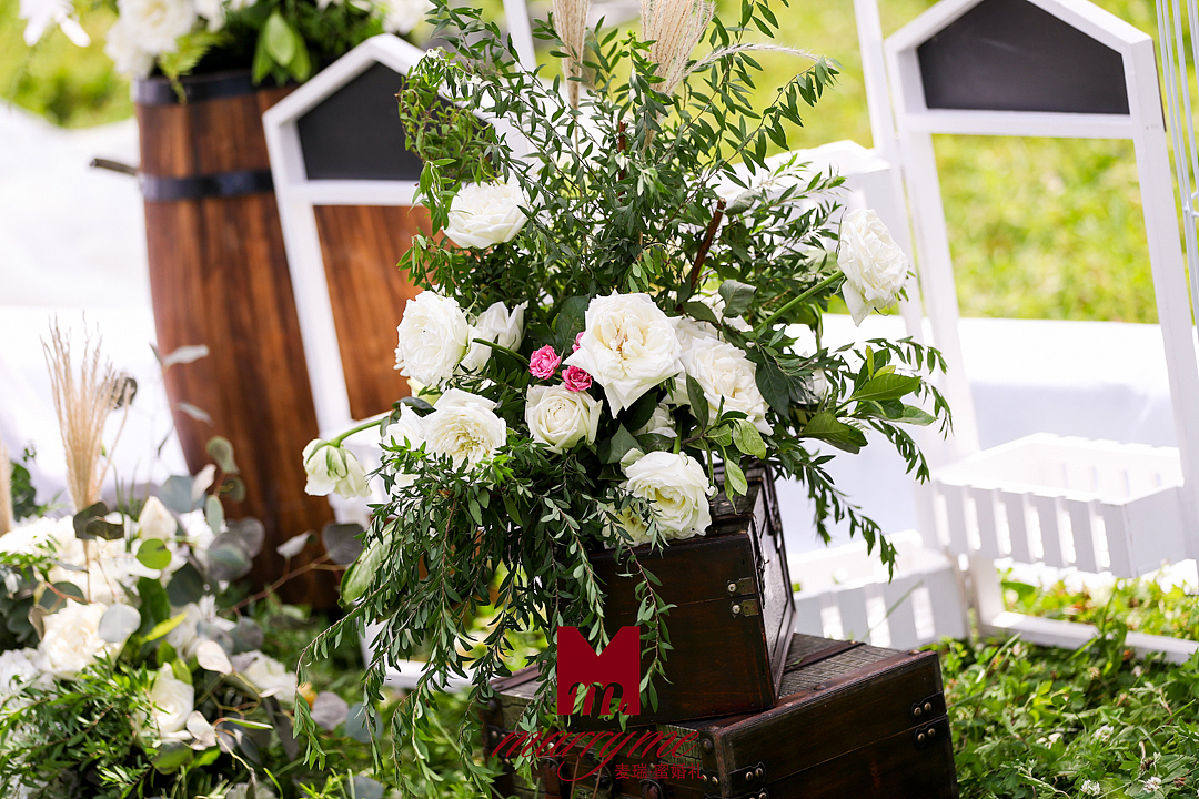 长春净月潭草坪婚礼（图ZMjIwMTIzMDMy） - 其他 - 站酷设计师长春麦瑞蜜婚礼原创素材 - 站酷ZCOOL