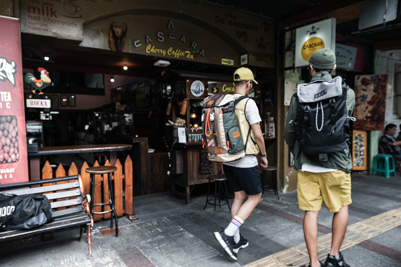 时尚摄影（图ZMjI5NzQwNjY0） - 产品摄影 - 站酷设计师panchaaprilianto原创素材 - 站酷ZCOOL