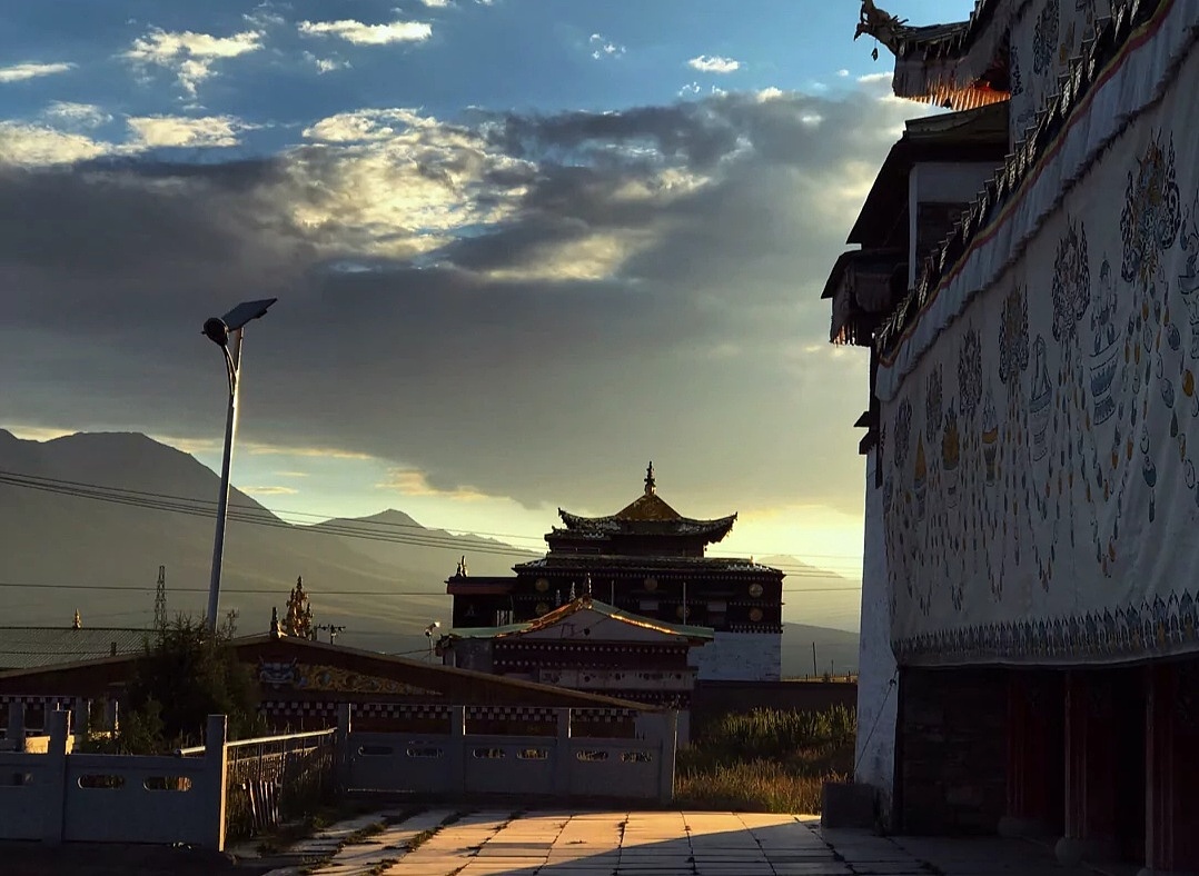 带你领略布达拉宫的秀美 西藏之行随拍(2)_器材频道-蜂鸟网