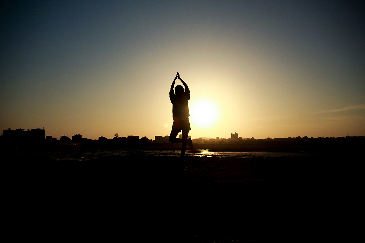 日出（图ZMTgzNDY2MDA0） - 人像摄影 - 站酷设计师岞海印象原创素材 - 站酷ZCOOL