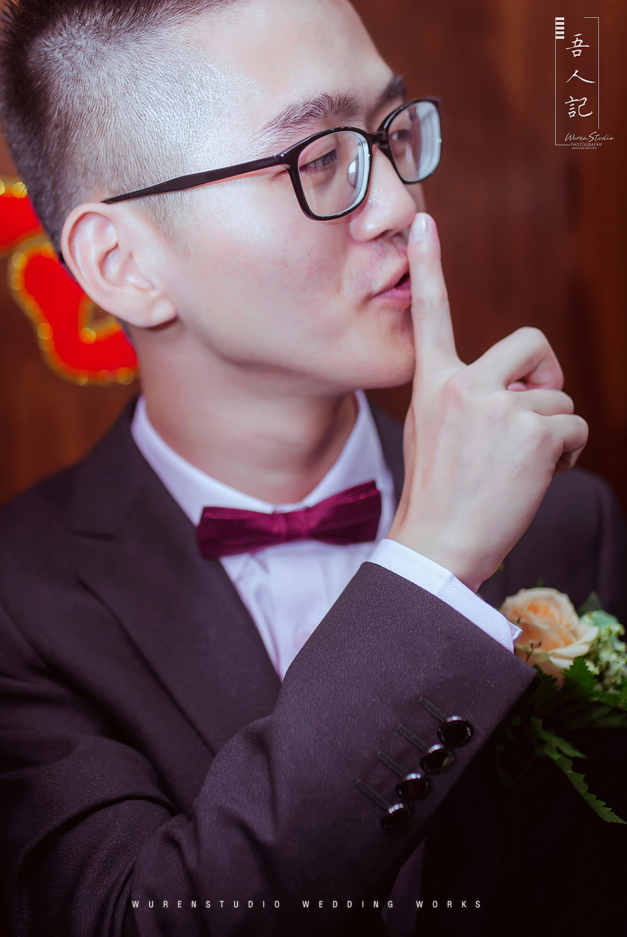 弯弯的眼睛月牙的笑