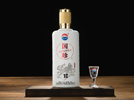 酱香型白酒摄影-国珍酒