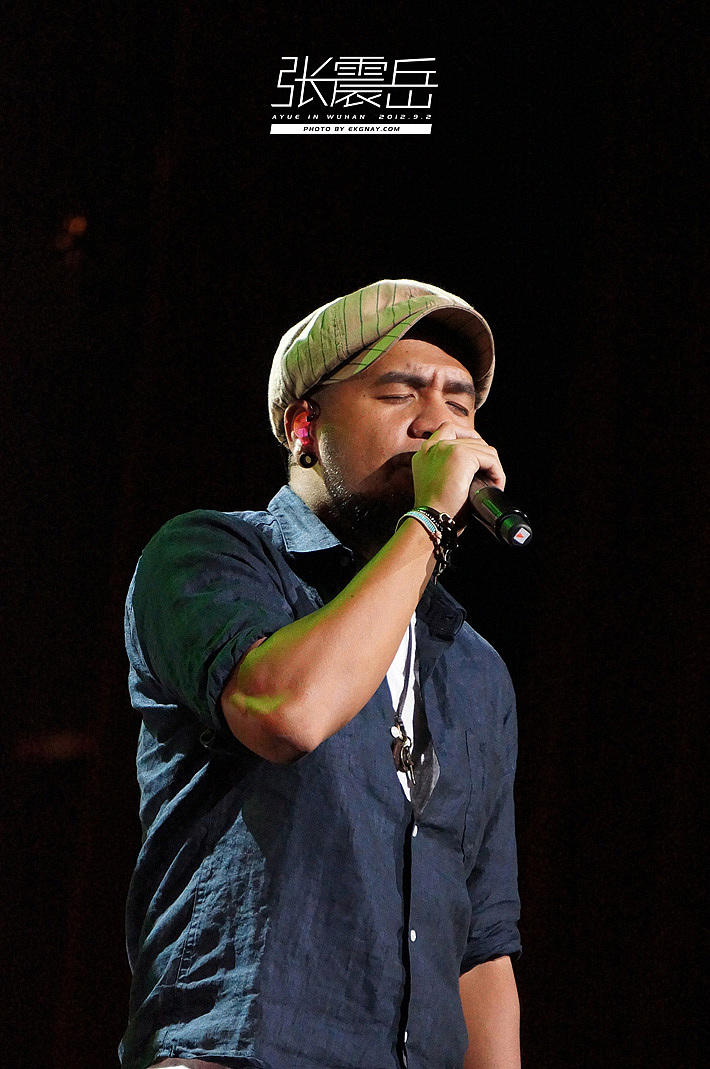 张震岳武汉演唱会 AYUE IN WUHAN（图ZNjgxOTY4MA==） - 人像摄影 - 站酷设计师树多村光原创素材 - 站酷ZCOOL