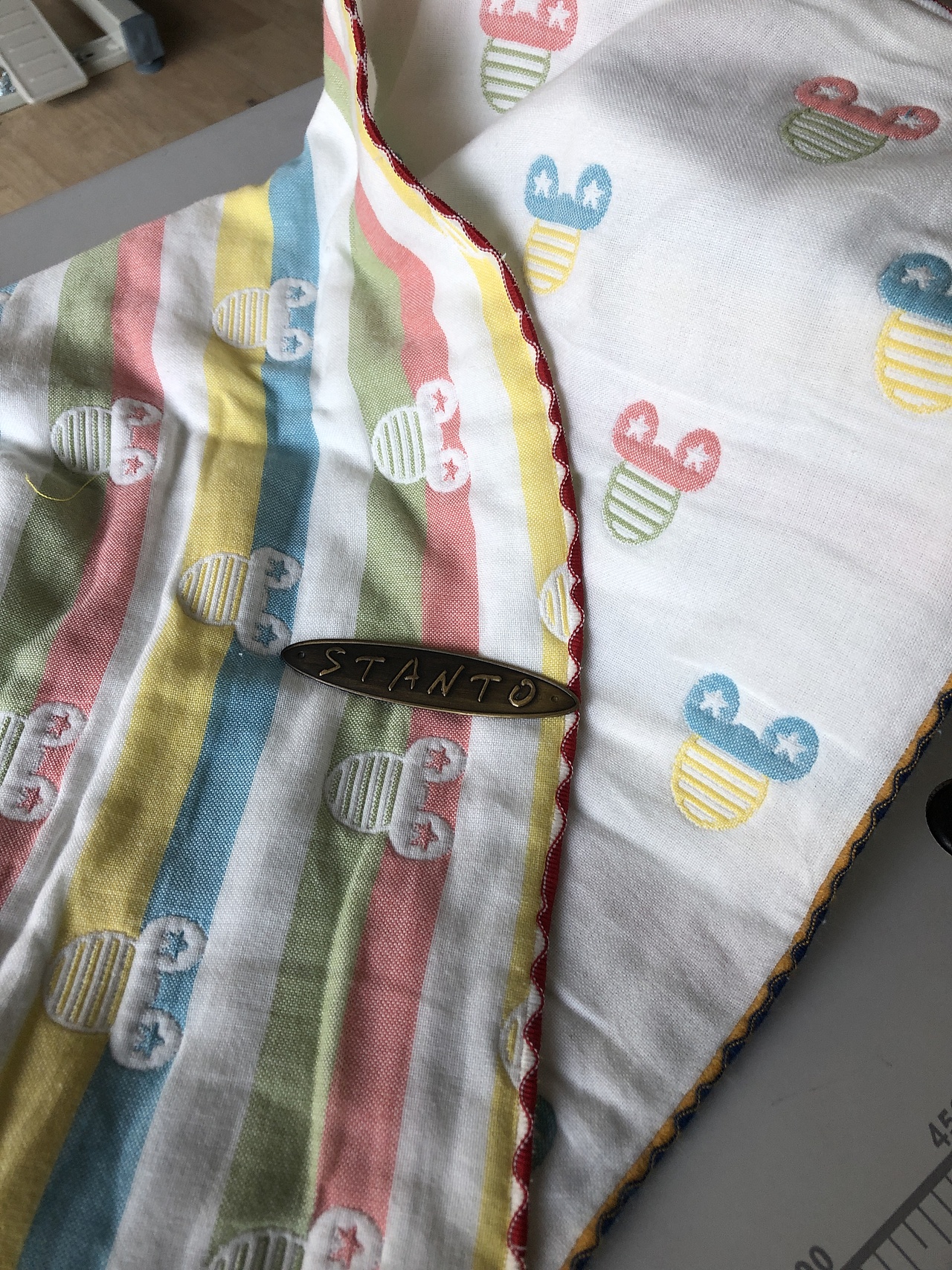 贝形饰边机,花样锁边机,贝壳饰边器,花样拷边机配件