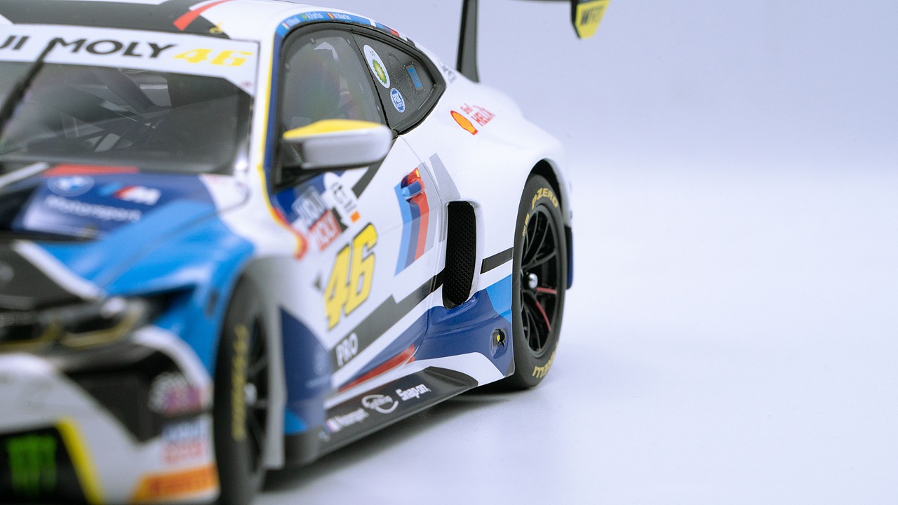 BMW M4 GT3 MINICHAMPS 1:18