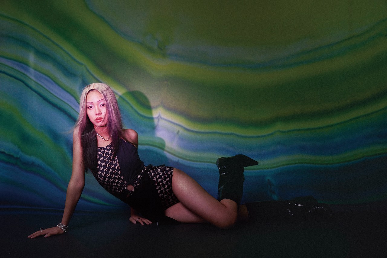 【摄影创作】set the fire（图ZMzE4ODg0NDUy） - 时尚/艺术摄影 - 站酷设计师aria郑番茄原创素材 - 站酷ZCOOL