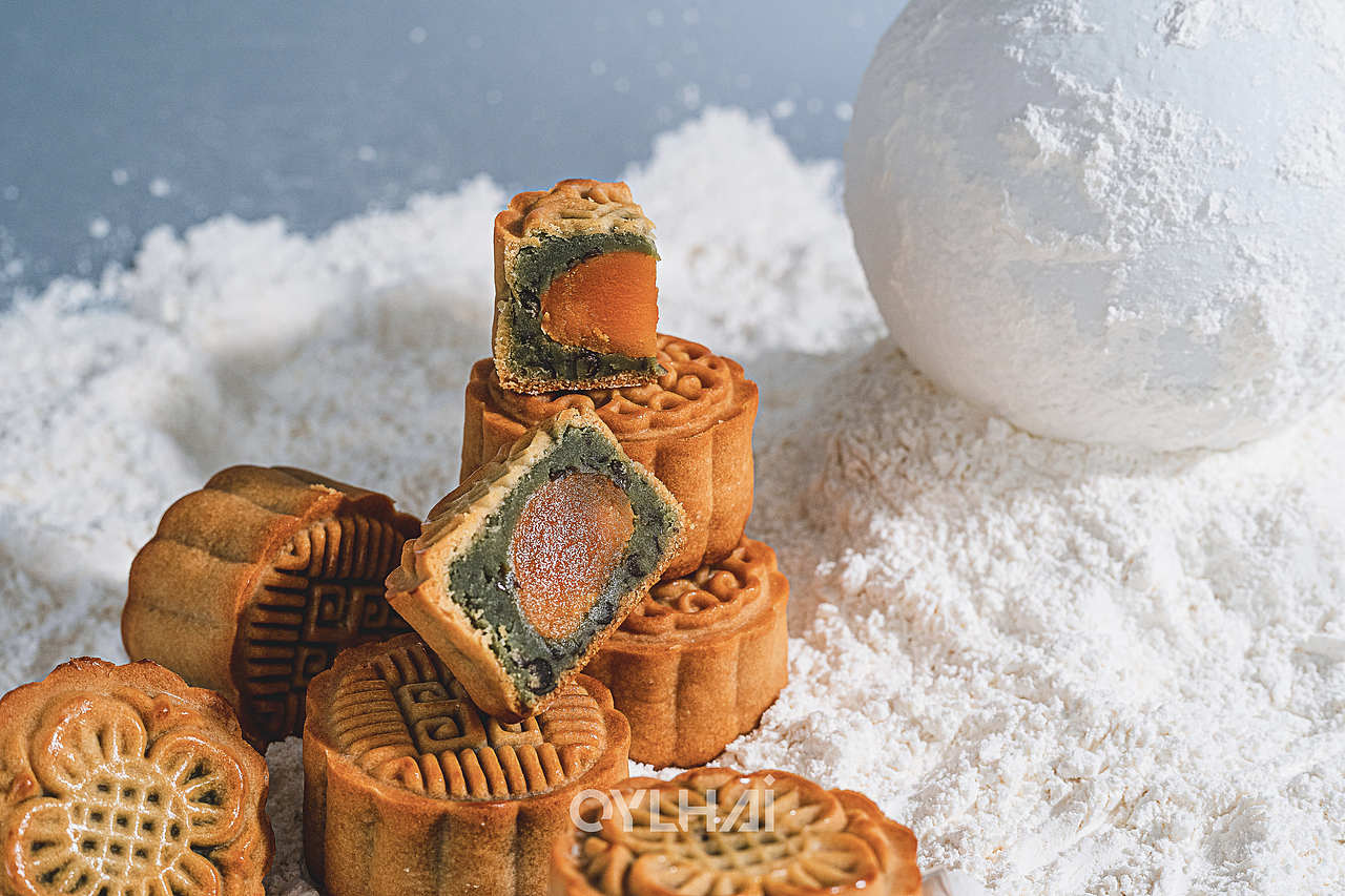 美食摄影 | 咖啡月饼（图ZMzA4NjEwNTE2） - 美食摄影 - 站酷设计师湿木头原创素材 - 站酷ZCOOL