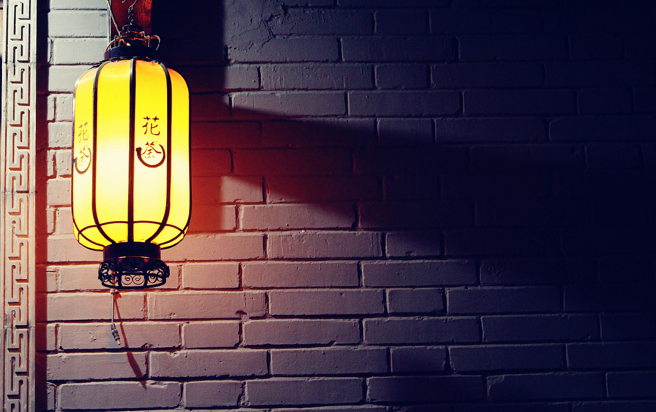 进击的猎人——捕获路灯人