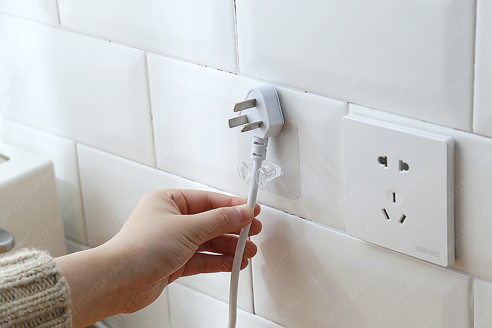 居家日用——插头挂钩