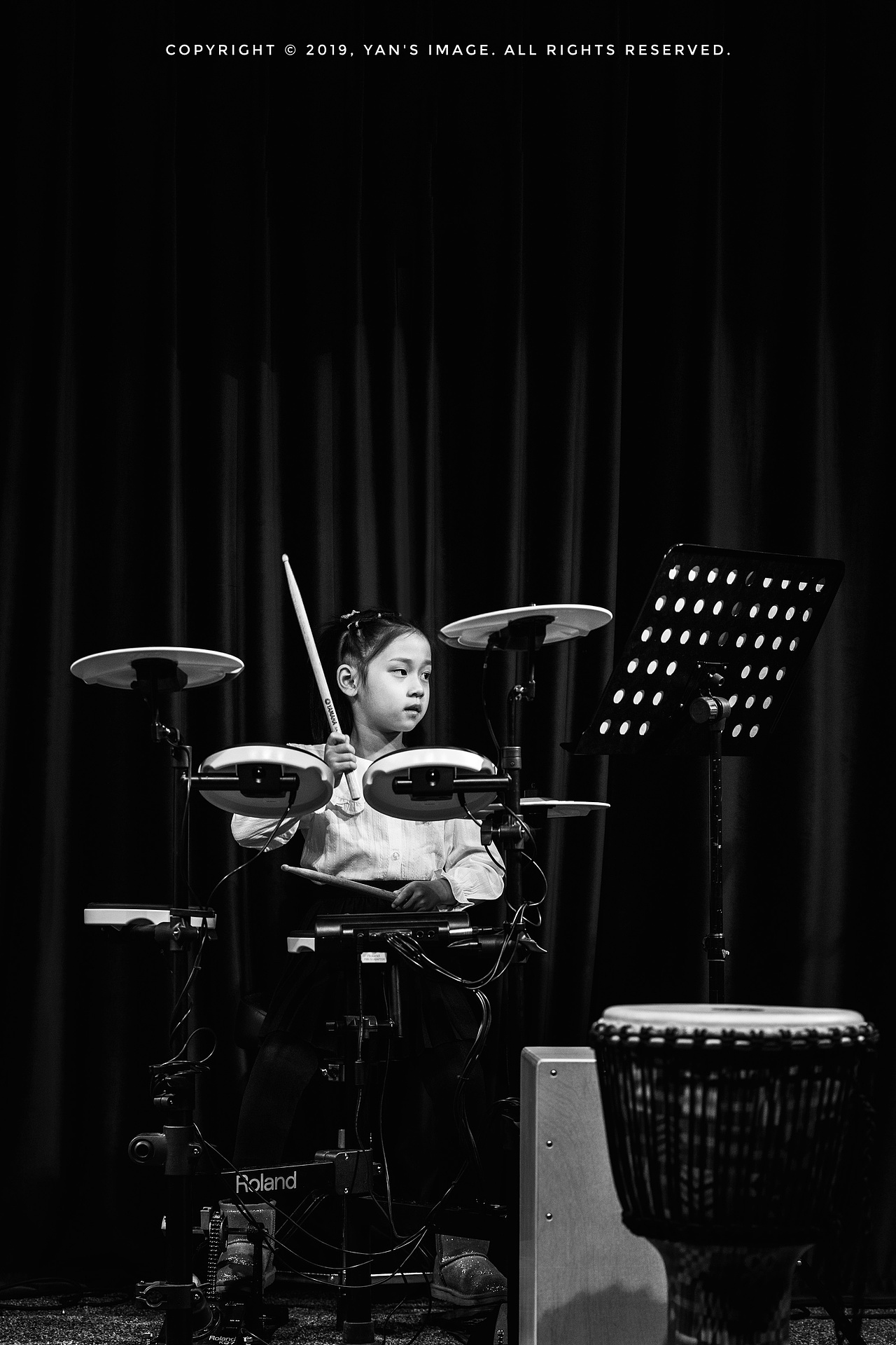 一场师生同台的小型音乐会