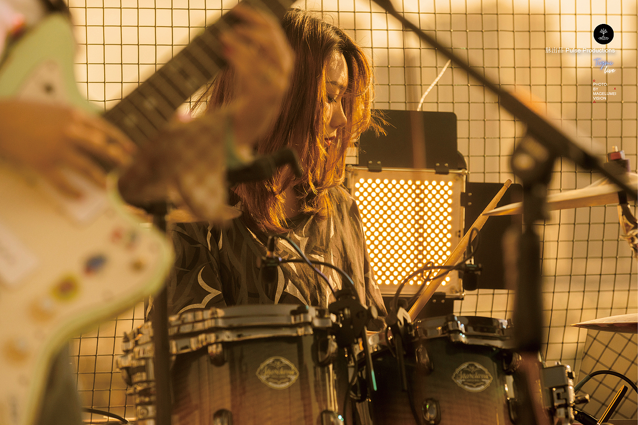 【摄影】Tigmi live原创音乐现场 6月（图ZMzA0MjE4NjI4） - 人文/纪实摄影 - 站酷设计师玛格鲁没原创素材 - 站酷ZCOOL