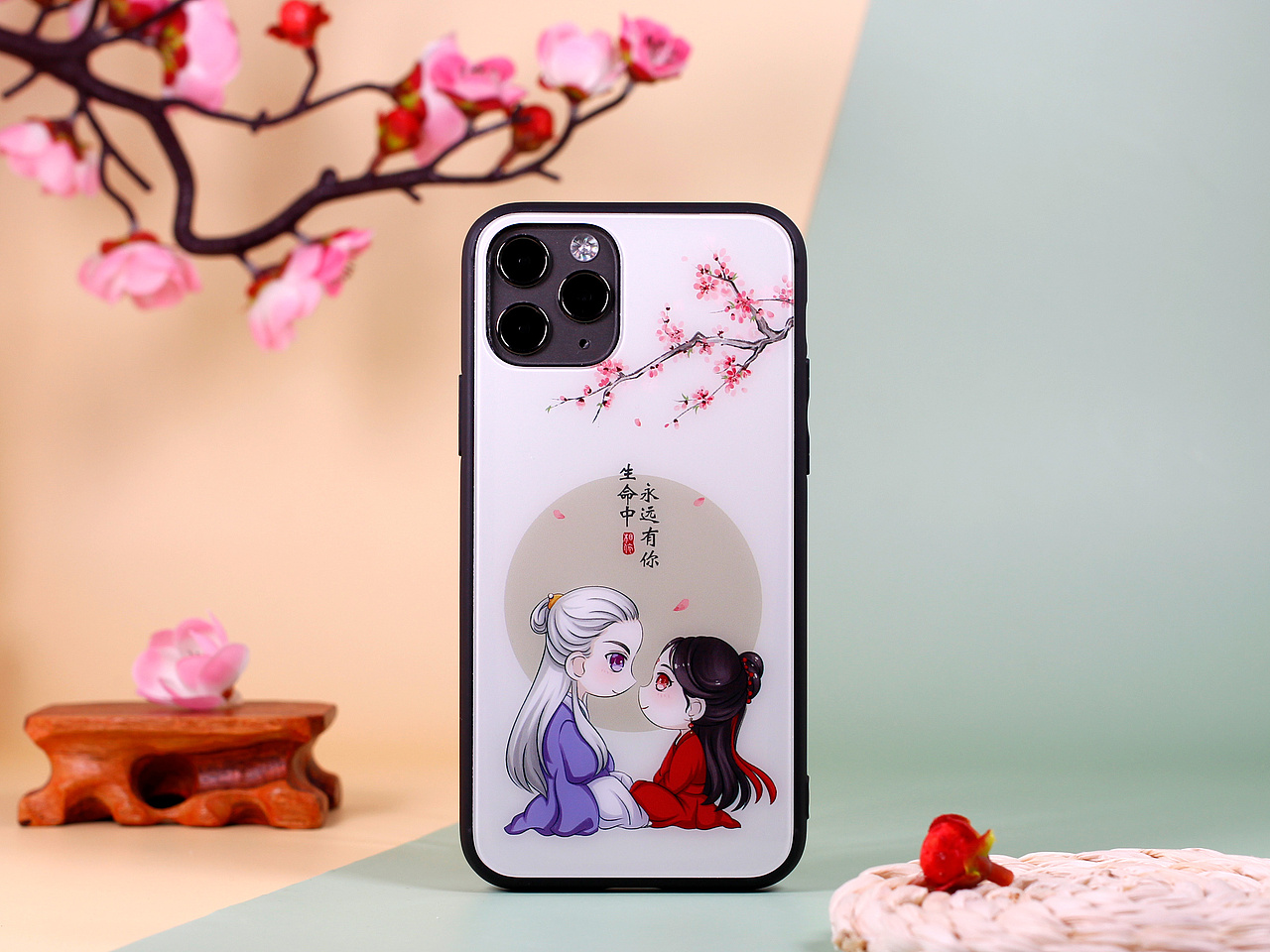 q版古风情侣手机壳场景实拍视频