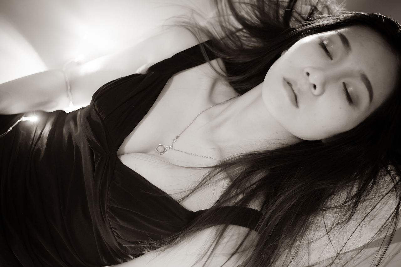 光烛追昔,年华似水