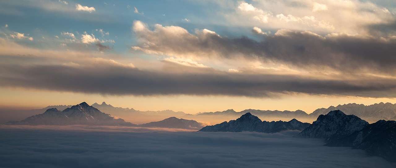 翻过那座山#出发的勇气2014#（图ZMjAzNTE4ODg=） - 风光摄影 - 站酷设计师芊芷烟琼原创素材 - 站酷ZCOOL