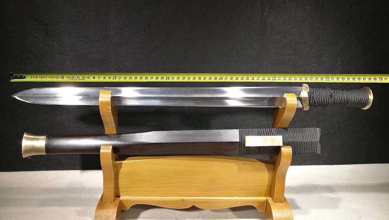 宽刃版瓦面百炼钢古越剑绣春雁翎刀和风堂美术刀剑