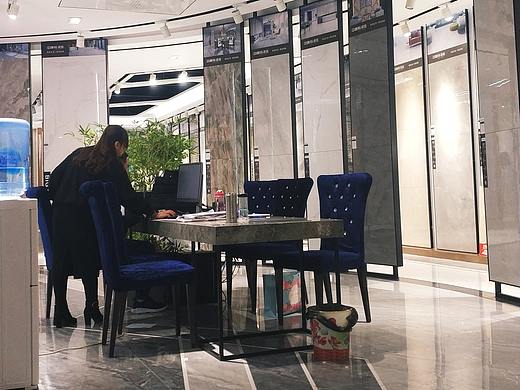 郎玛瓷砖重庆店 瓷砖门店实景摄影