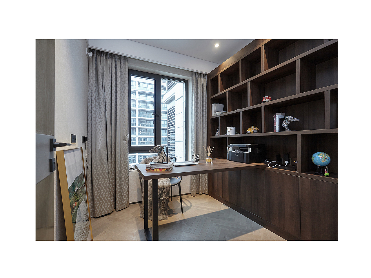 外面的雨下得浠沥沥，在家总是温暖的【阳光城滨江悦】