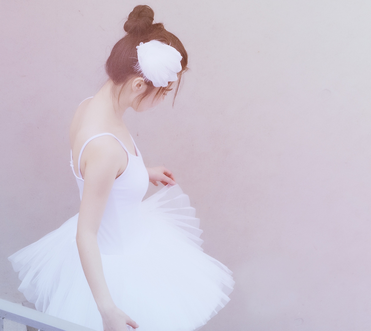 刀尖上的舞蹈（图ZMTE5MzEzMTEy） - 人像摄影 - 站酷设计师爱吃饭团的饭团原创素材 - 站酷ZCOOL