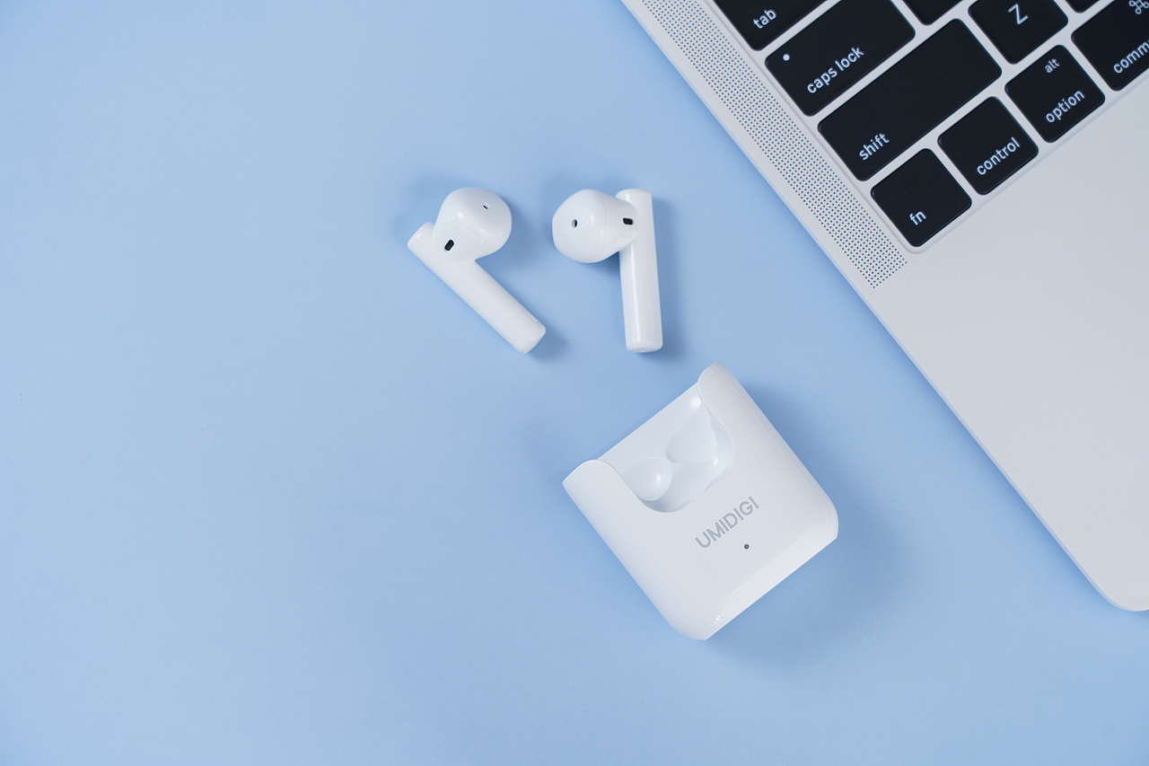 产品拍摄 • UMIDIGI Air Buds U（图ZMjk1Mzg4NzUy） - 产品摄影 - 站酷设计师LIUQI19原创素材 - 站酷ZCOOL