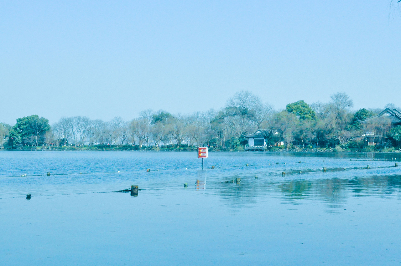 欲把湖畔比西子（图ZNzcyNDMxMjg=） - 风光摄影 - 站酷设计师Alo茴茴原创素材 - 站酷ZCOOL