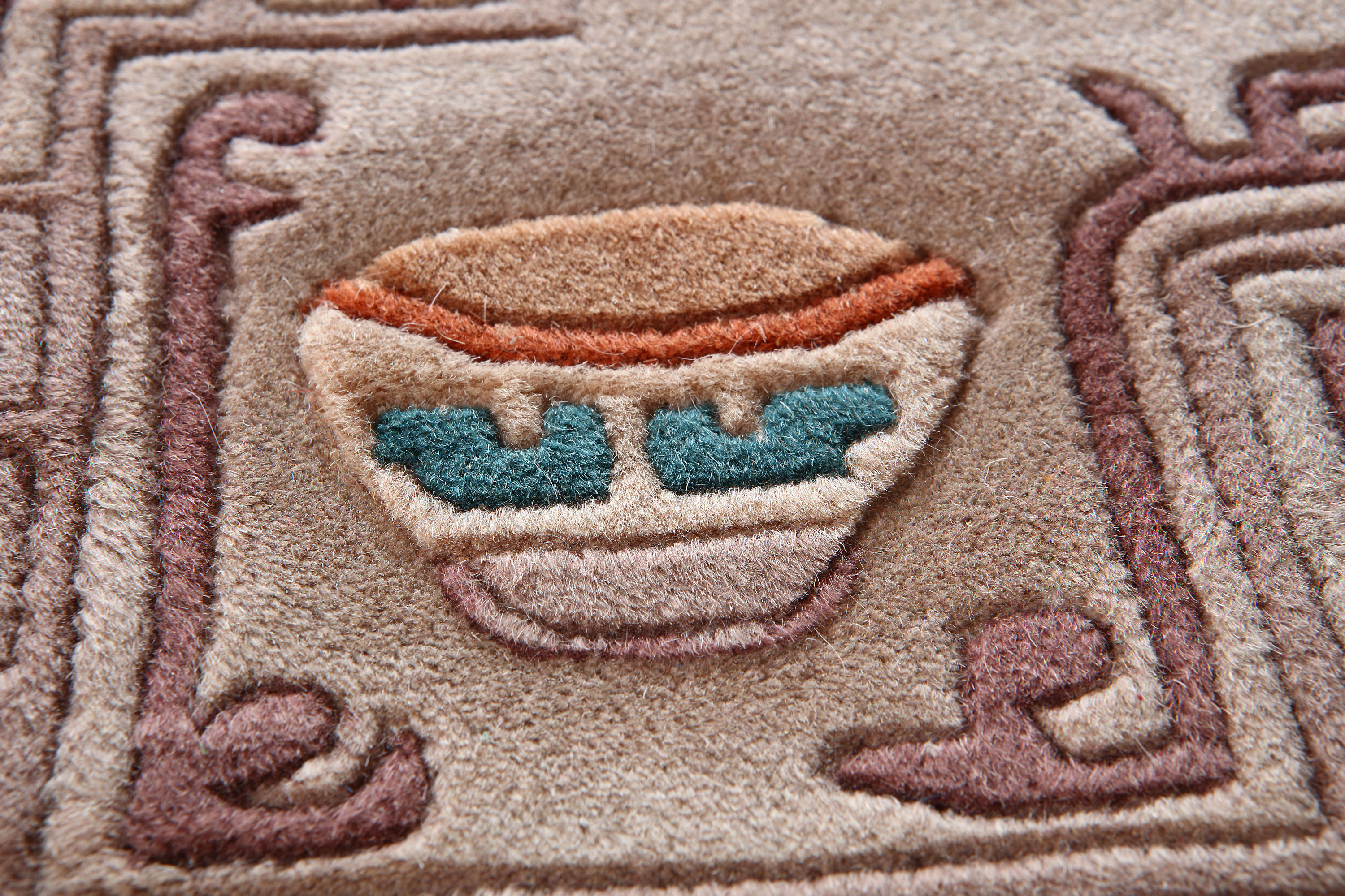 传统地毯织造技艺-库存老毯