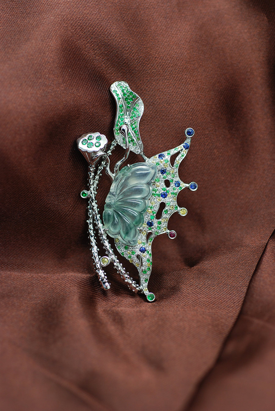 18k金镶嵌翡翠 蝴蝶胸针