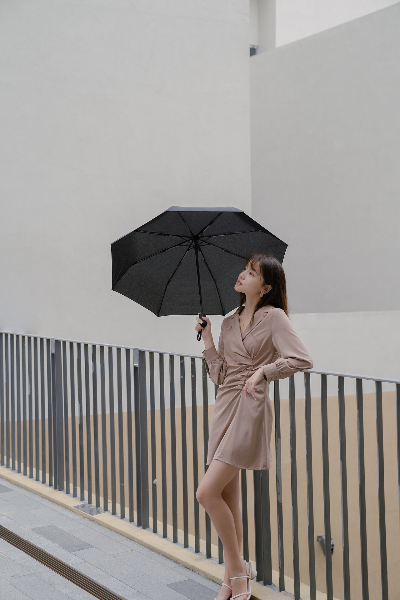 品牌案例丨雨伞 写真（图ZMjE3NjE3MDY4） - 产品摄影 - 站酷设计师非凡像牛仔原创素材 - 站酷ZCOOL