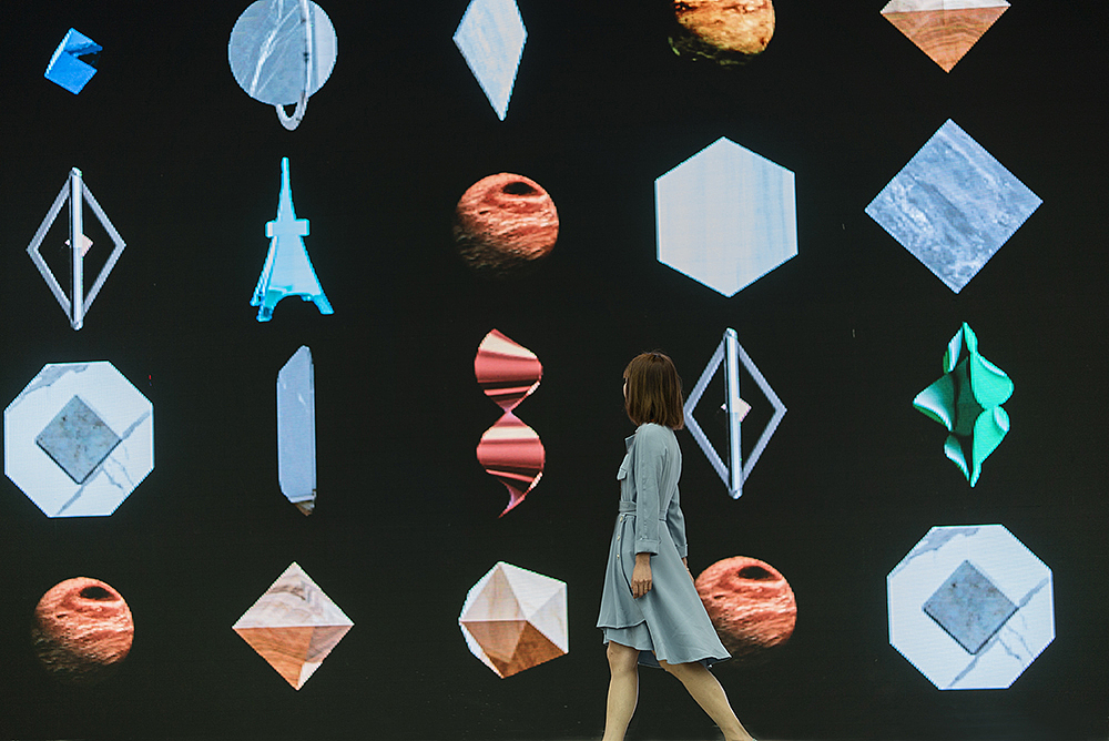 互动影像装置 - 冠珠陶瓷2018中陶展会