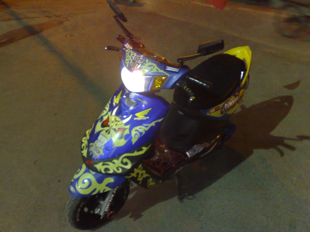 10成新海蓝色YAMAHA眼镜蛇GT600电动摩托车（图ZMzg5Njk2MA==） - 商业插画 - 站酷设计师mask_maniac原创素材 - 站酷ZCOOL