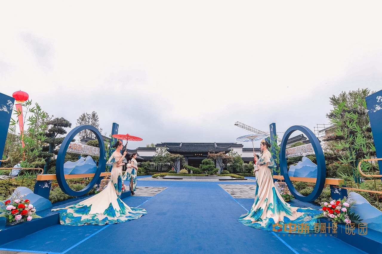 房地产开盘model秀