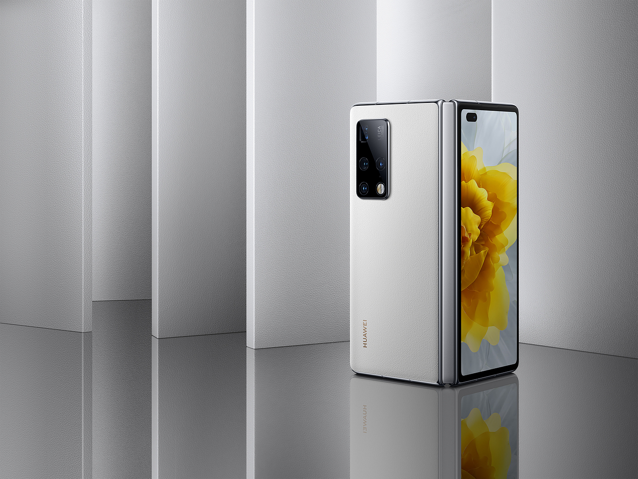 HUAWEI Mate X2（图ZMjgxNjAwMjg0） - 宣传物料 - 站酷设计师郭德龙原创素材 - 站酷ZCOOL