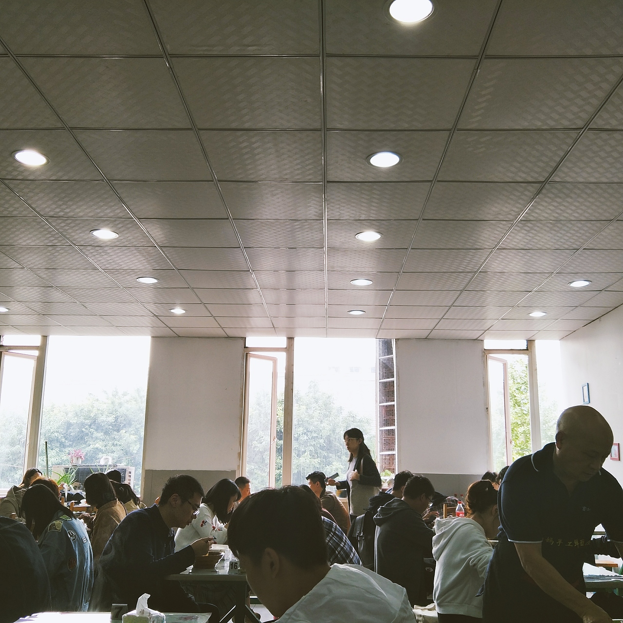 匆忙和拥挤生活中不忘记的抓拍~