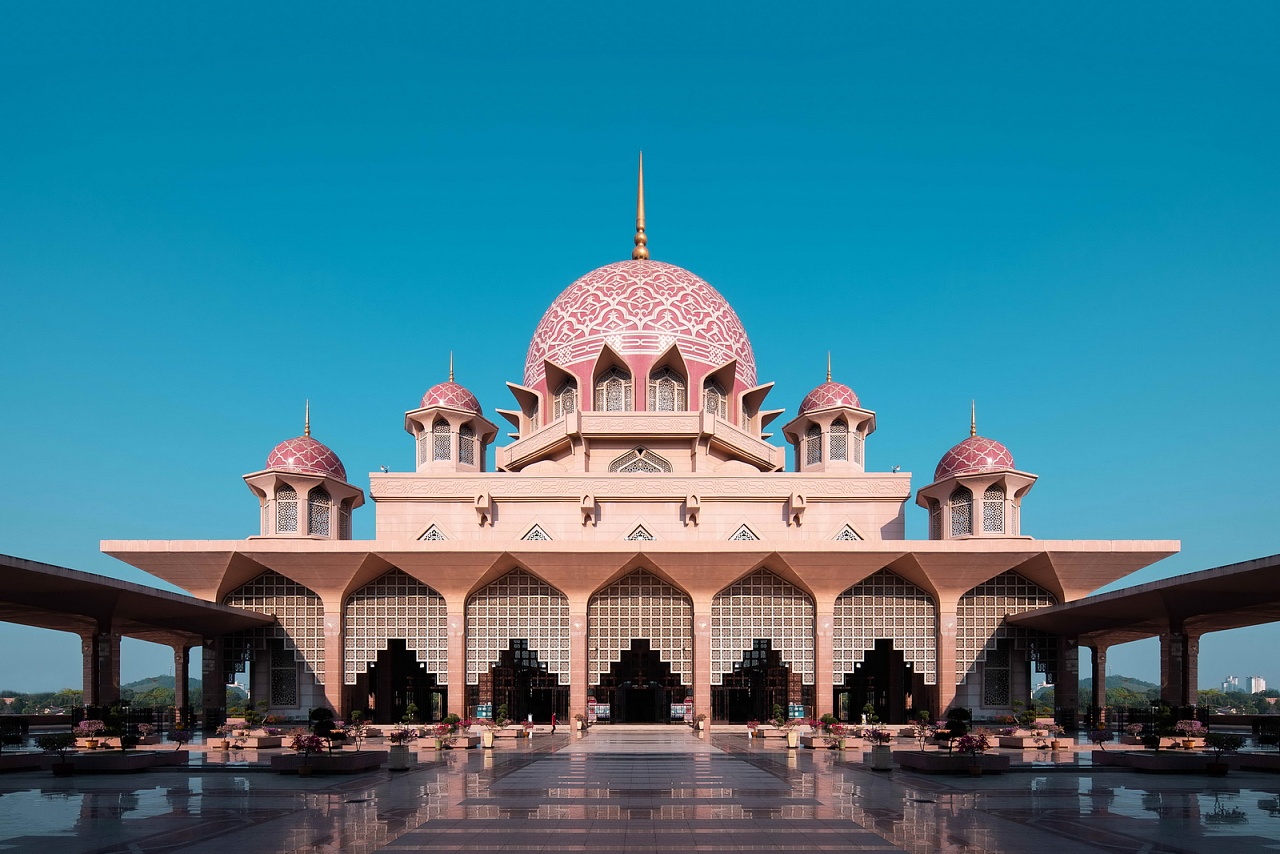 马来西亚国家皇宫主建筑物摄影图高清摄影大图-千库网