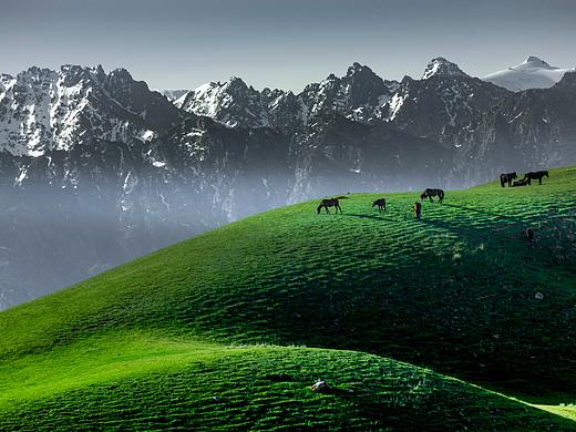 新疆101省道——白杨沟风景区