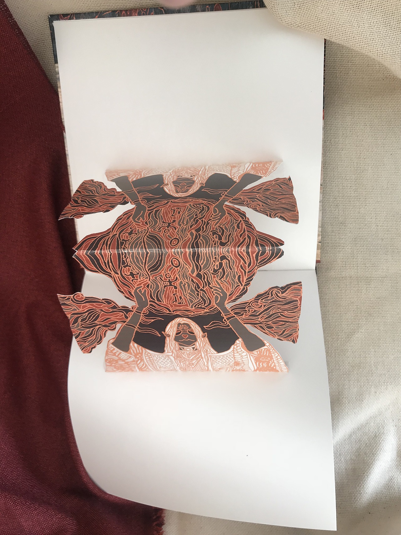 《花山壁画》书籍装帧设计（图ZMTEzMTk1NzQ4） - 书籍/画册 - 站酷设计师4Zoey原创素材 - 站酷ZCOOL